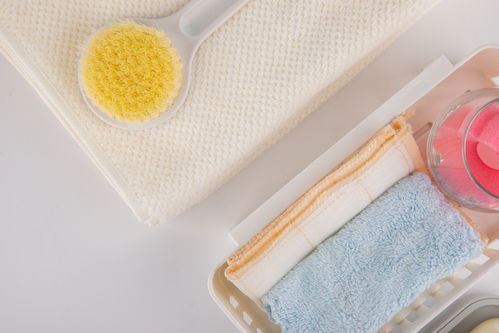 日常生活中的藝術(shù) 香皂、毛巾與洗護(hù)用品的視覺(jué)呈現(xiàn)